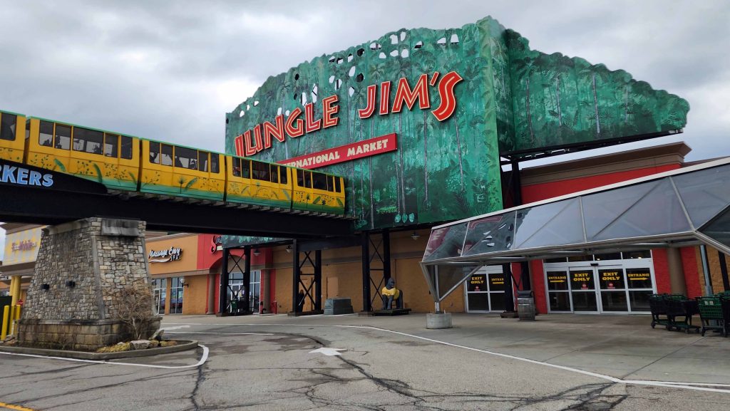 Jungle Jim's entrance sign and storefront.