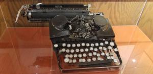 Will Rogers typewriter
